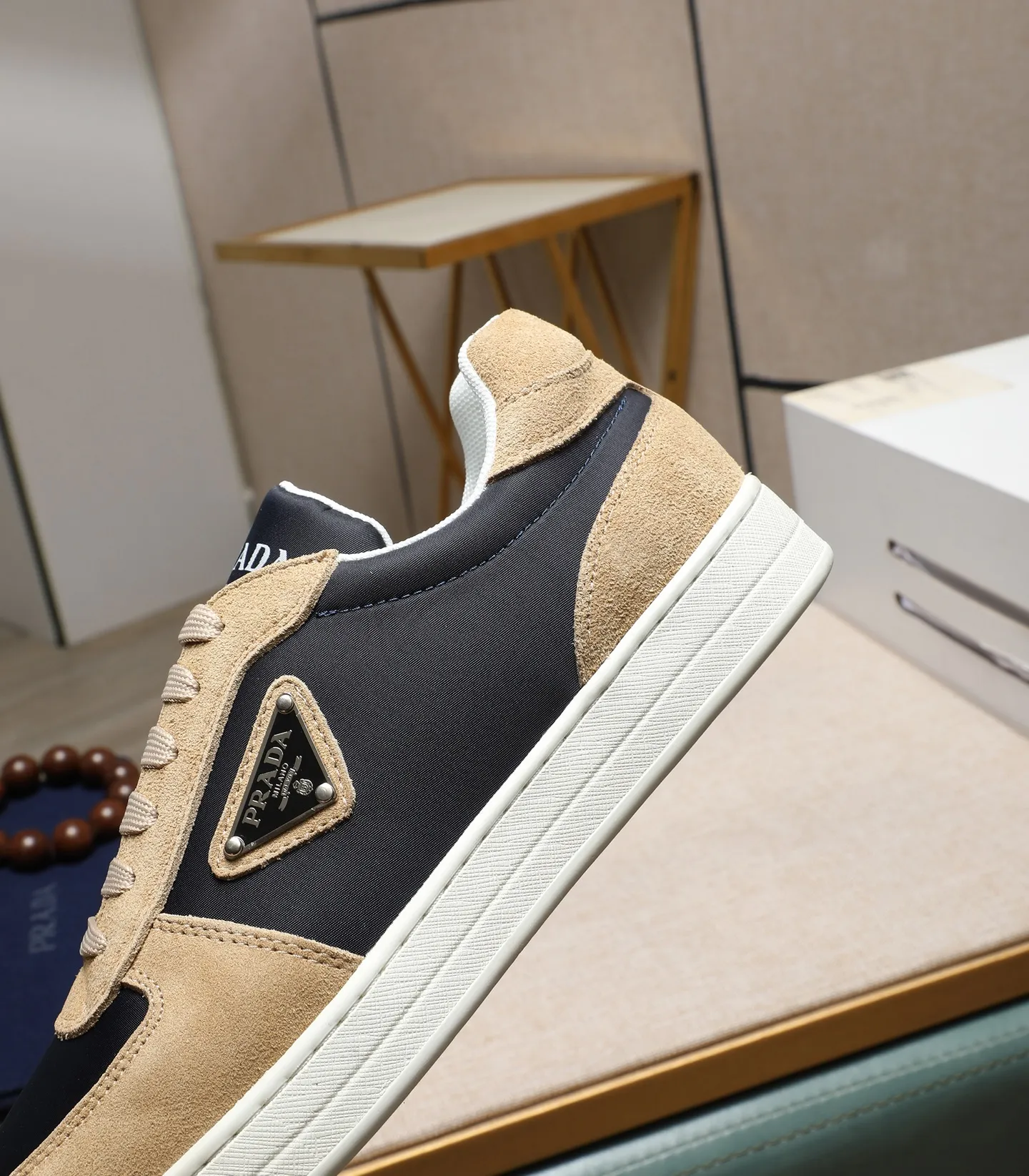 Men's men's shoes💰440🌹🌹[PRADA—Prada] latest model🙈original replica! 👟👟👟Available here. The workmanship is top-notch. The upper is made of Italian 🇮🇹Imported calfskin. ❗️Breathable genuine leather lining @Suitable for travel. The original version has an enlarged engraved sole, making it suitable for all kinds of travels, showing low-key luxury. Let quality speak for itself. Color: Size: 38-44